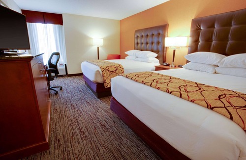 Terre Haute Hotel | Drury Inn & Suites Terre Haute