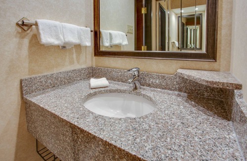 Terre Haute Hotel | Drury Inn & Suites Terre Haute