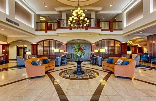 Chesterfield Hotel | Drury Plaza Hotel St. Louis Chesterfield