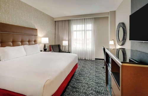 Florence Hotel | Drury Plaza Hotel Cincinnati Florence