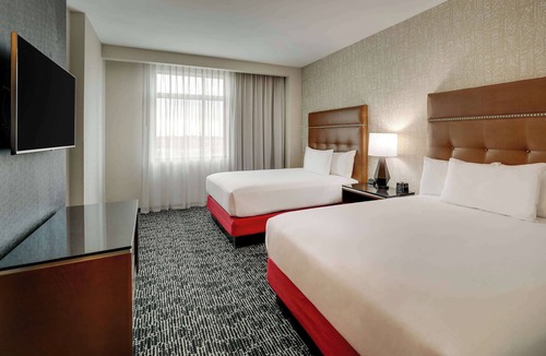 Florence Hotel | Drury Plaza Hotel Cincinnati Florence