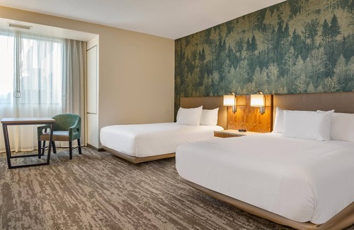 Pigeon Forge Hotel | Drury Plaza Hotel Pigeon Forge
