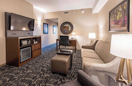 Pooler Hotel | Drury Plaza Hotel Savannah Pooler
