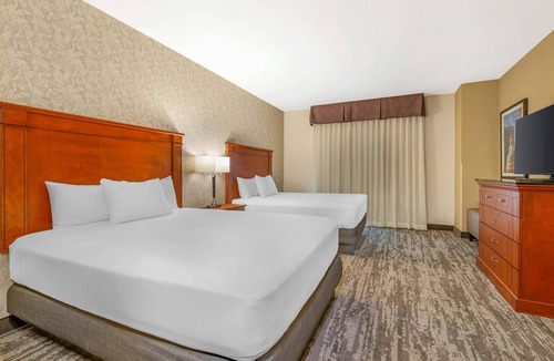 Brentwood Hotel | Drury Plaza Hotel St. Louis Brentwood