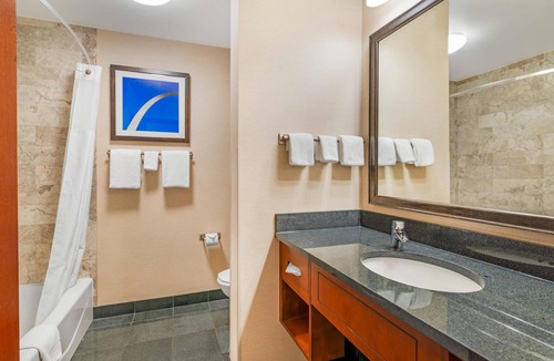 Brentwood Hotel | Drury Plaza Hotel St. Louis Brentwood