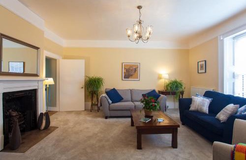 Corfe Castle Village Apartment | Drury's