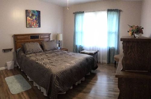 Waneta House | DRY FORK RANCH/ Spacious 3BR house close to necessities and outdoor adventures.
