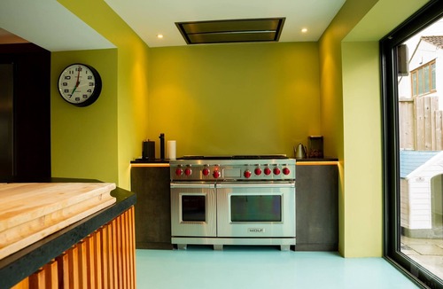 Coalpit Heath House | Drystone Manor - Swim Hot Tub, Tennis, Large Groups