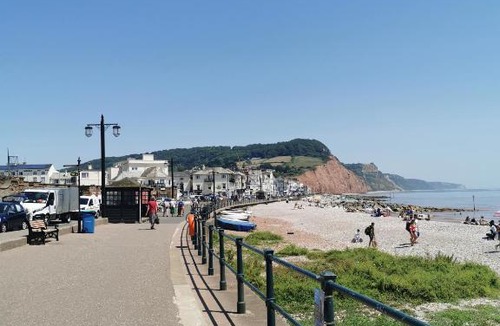 Ottery St Mary Bed & Breakfast | DRYSTONES