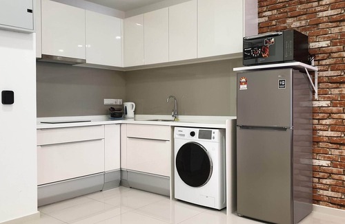 Sungai Buloh Apartment | Dsara Sentral by ADDS