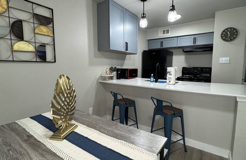 Park Central Apartment | DT Dallas Chic 1BD APT