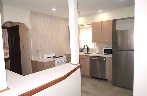 Wichita House | DT Location W Washer and Dryer. Fully Renovated.