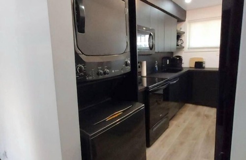 Sudbury Apartment | DT modern 2 bedroom Apt - Laundry+Parking