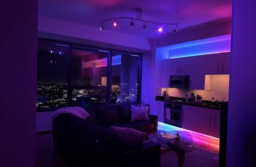 Westlake South Condo | DTLA Skyscraper with Ocean View