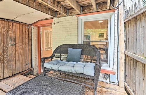 Albany Apartment | Dtwn Albany Apartment - Walkable Location!