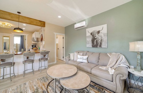 McAlester House | Dtwn McAlester Home Near Wedding Chapel & Casino