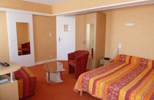 Pont-d'Ouilly Hotel | Du Commerce