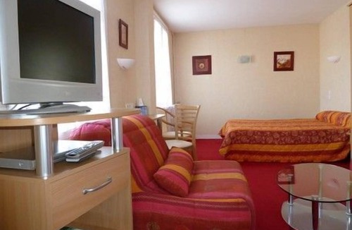 Pont-d'Ouilly Hotel | Du Commerce