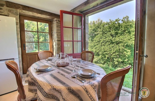 Corseul House | du Gardien du Château de Montafilan