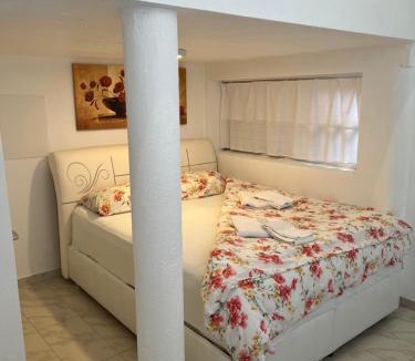 Erlach Bed & Breakfast | Du Port