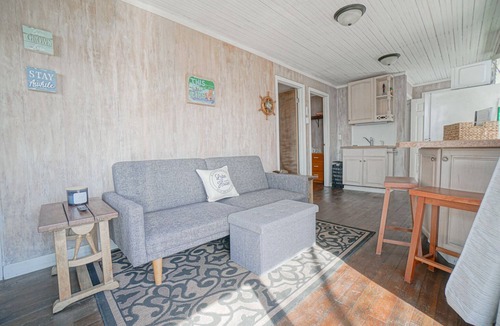 Fox Lake House | Dual Lake Houses on Mineola Bay