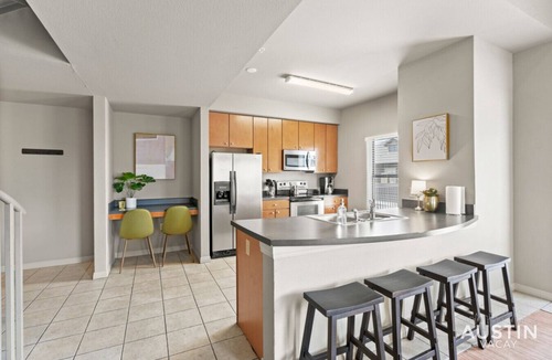 The Drag Apartment | Dual West Campus Homes | Walk to UT, The Drag & SXSW Venues, Near Downtown