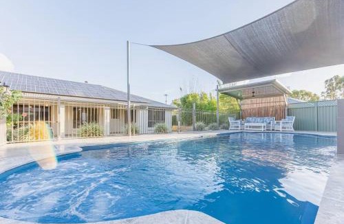 Dubbo House | Dubbo’s Hidden Gem: Luxurious Poolside Living