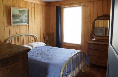Larder Lake House | Dublin Bay Lodge - Larder Lake