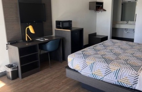 Dublin Hotel | Dublin Inn and Suites