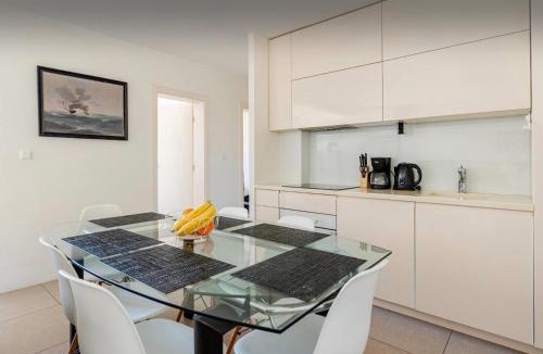 Lapad Apartment | Dubrovnik Bridge & Port View Apartment