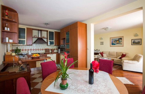 Gorica Apartment | Dubrovnik, Modern, Spacious, Sea View, Large Terrace, BBQ, Free Private Parking