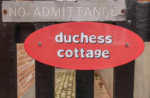 Woodbridge House | Duchess Cottage