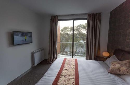 Mount Buller Hotel | Duck Inn Mt Buller