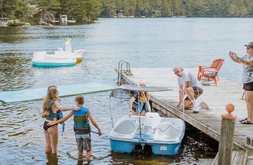 Gravenhurst Resort | Duck Lodge at Granite Ridge