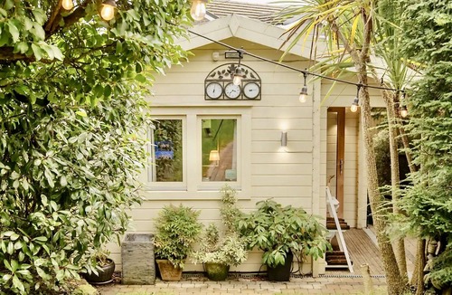 Pyecombe Cabin | Duck Lodge B&B