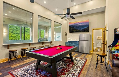 Sevierville House | Duck Pin Lodge: 9BR, Bowling Alley, Mountain Views, Indoor Pool