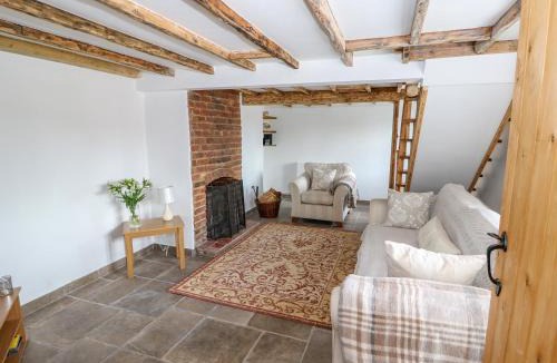 Long Sutton House | Duck Pond Cottage