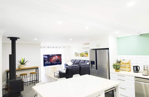 Duckenfield House | Duckenfield Haven Sum