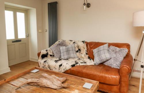 Whixley House | Duckstone Cottage