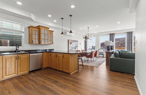 Downtown St. John's Apartment | Duckworth 2 Kings Penthouse Harbour Vws