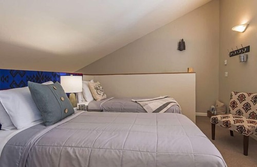 Century West Condo | Duel Upper-Level Condos with Mt. Bachelor Village Amenities!