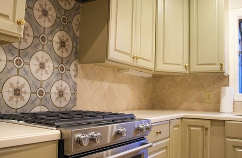 Brownsboro House | Dug Hill Home with Patio, Pond & Fire Pit!