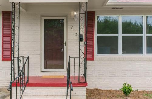 Birmingham House | Dugan Ave Both