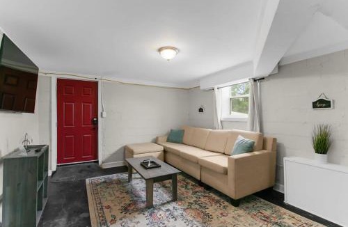 Birmingham House | Dugan Ave Both
