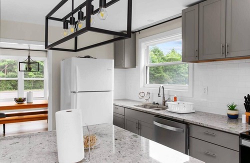 Birmingham House | Dugan Ave Dugout - Unit A