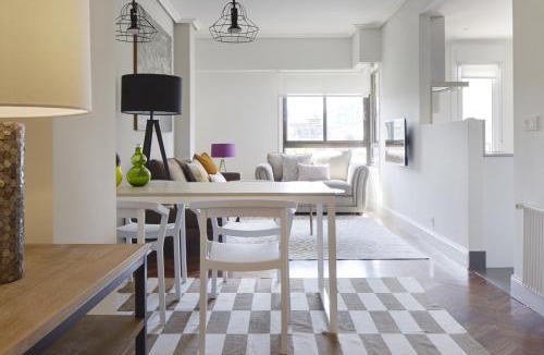 Egia Apartment | Duke by FeelFree Rentals