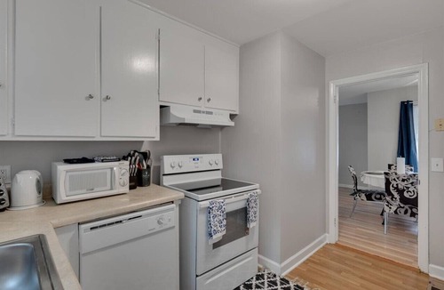 Durham Apartment | Duke East Campus 1BR Markham