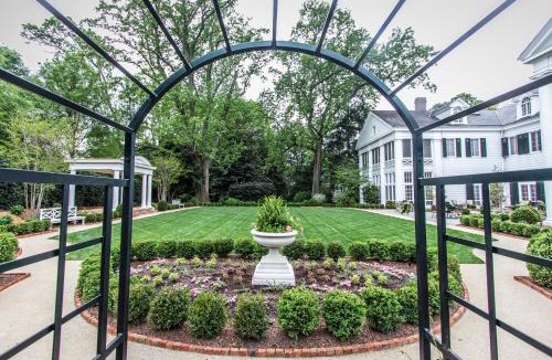 Myers Park Bed & Breakfast | Duke Mansion