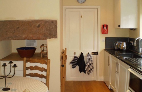 Bridgnorth House | Duken courtyard holiday cottage