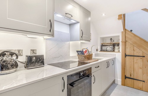 Cauldon Cottage | Dukes Cottage - UK47495